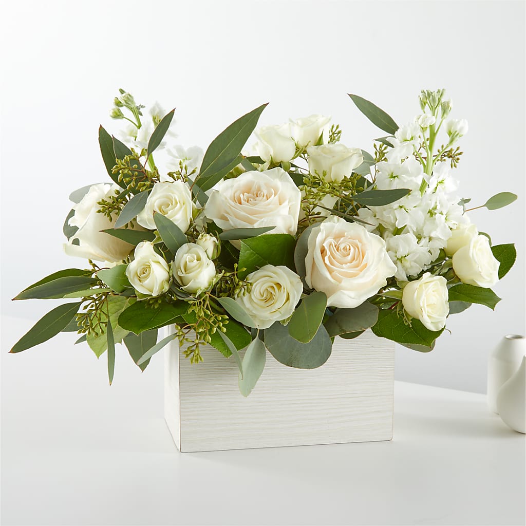 Fresh Linen Box Bouquet – Seasons Design Studio-fmi, Houston TX
